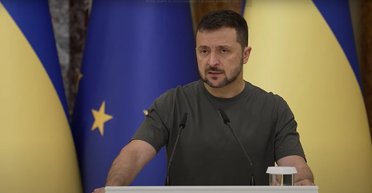 Зеленський пояснив, чому ЗСУ не дозволяють бити далекобійною зброєю по РФ