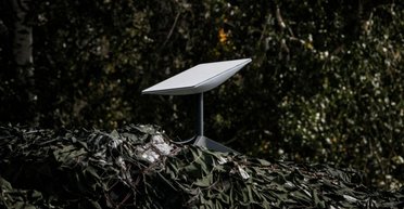 США предоставляют Украине доступ к военной версии сети Starlink: как это поможет ВСУ