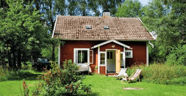 Супруги были шокированы находкой, которую предыдущий владелец оставил в их новом доме (видео)