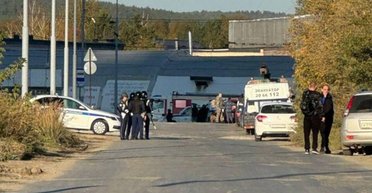 В Екатеринбурге на КПП воинской части взорвали росгвардейцев: подробности от ГУР (фото)