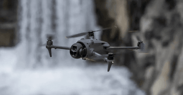 Експерти оцінили новий китайський дрон Mavic 4 Pro для війни, — Forbes (фото, відео)