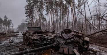 Украинская армия пытается пробить вторую брешь в российской обороне, — NYT