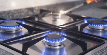 Запахло газом. Кто и зачем лоббирует дополнительную абонплату за газ