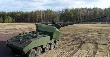БТР Piranha HMC оснастили 155-мм гарматою: що відомо про артилерійський модуль AGM (відео)