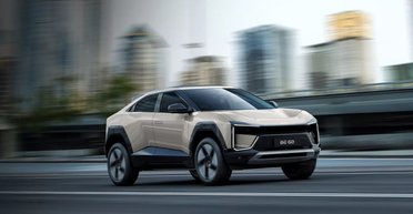 Запас хода — до 680 км: Mahindra и Volkswagen создали электрокары по цене Duster (видео)