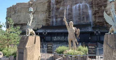 Приготовьтесь промокнуть до нитки: в сети показали лучший водный аттракцион в мире (видео)