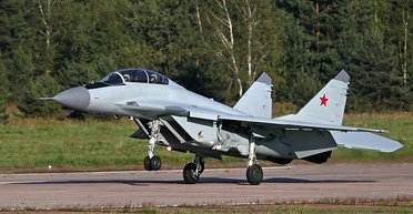 "Не замечает" ПВО: в РФ сообщили об успешном применении МиГ-35 на войне в Украине, — СМИ