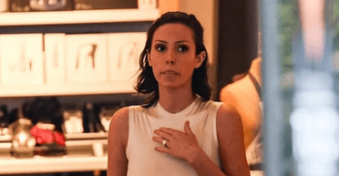 Бьянка Цензори в смелом мини-платье сходила на шоппинг в Лос-Анджелесе (фото)