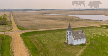 "Там більше ніхто не живе": блогер побував у покинутому "місті-примарі" (фото, відео)