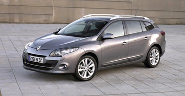 Які вживані універсали купують українці: найпопулярніші моделі жовтня