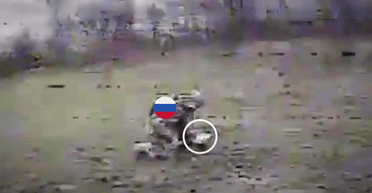 "Яскраво стартує в небо": ЗСУ знищили окупанта з протитанковою міною в руках (відео)