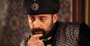 Султан із кримінальним багажем: зірка "Величного століття" отримав тюремний термін (відео)