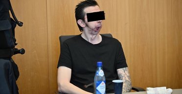 В Германии судят мужчину, который намеренно захватил заложников, чтобы его застрелили полицейские