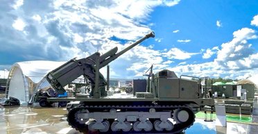 Росіяни примудрилися схрестити гаубицю Д-30 з "безпілотним трактором" (фото)