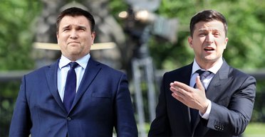 Между Америкой и Россией. Почему международная политика Украины дает сбой