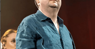 Лидер группы ТИК, который служил в ВСУ, признался, как ему удалось уйти из армии (видео)