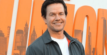 "Живу холодной жизнью": 53-летний Марк Уолберг поделился необычными процедурами (видео)