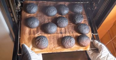 Чоловік пригрозив дружині піти з дому, коли побачив її кулінарні "шедеври": що вона наготувала