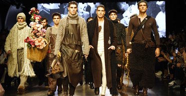 Без ограничений. Как будут одеваться мужчины в 2020 – главные тренды из Милана