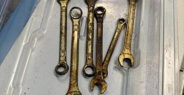 В Черкассах медики спасали мужчину, который проглотил 6 гаечных ключей (фото)