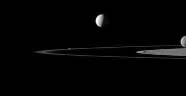 Абсолютний рекордсмен: астрономи виявили нові супутники Сатурна, скільки їх тепер (фото)