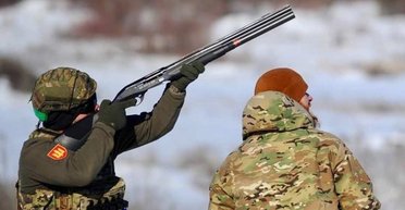 В РФ у населения собирают охотничьи ружья, чтобы ими сбивать дроны на фронте, — СМИ