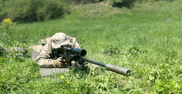 Підстрелити "жирну" ціль: як марксмени ЗСУ відточують майстерність на передовій (фото)