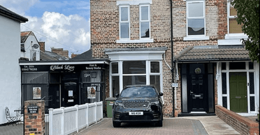 Без ШІ не обійшлося: виставлений на продаж будинок опинився в центрі скандалу (фото)