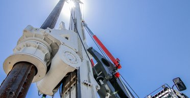 Видобуток нафти в Росії рекордно впав за останні 18 місяців: що на це вплинуло, — Bloomberg