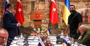 Мирные соглашения в Стамбуле: Нуланд рассказала, почему сорвались переговоры с РФ