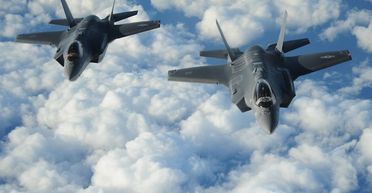 "Их гарантия безопасности": США могут обеспечить воздушное прикрытие миротворцам в Украине, — СМИ