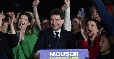 Президентом Румынии стал прозападный Никушор Дан: ЦИК обработала 100% голосов (видео)