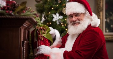 Впервые за 1 700 лет: ученые показали, как выглядел Санта Клаус (фото)