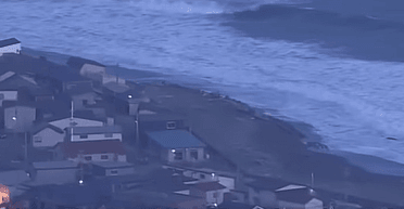 В Японии произошло землетрясение в 7,7 балла (видео)