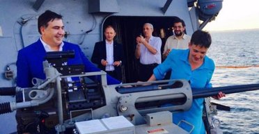 Итоги марта. Кто воспользуется плодами борьбы властей с непарламентской оппозицией