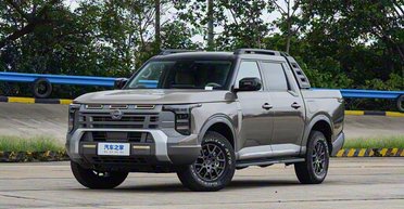 Nissan выводит на рынок рамный пикап ценой от $16 500 с расходом 1,9 л на 100 км (фото)