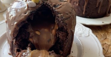 Великдень 2024: рецепт шоколадної паски з начинкою