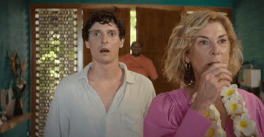 Молодожены начали ездить с родителями в путешествие в медовый месяц: какие угрозы для брака