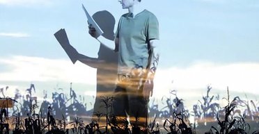 Фильм-концерт с Сергеем Жаданом и спектакль в ночной библиотеке. ТОП-5 событий на выходные