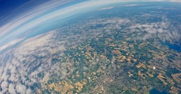 Супутники більше не потрібні: новий просунутий ШІ зможе легко їх замінити