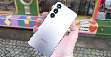 Новый флагманский смартфон Galaxy S26 придется ждать долго: Samsung огорчила фанатов