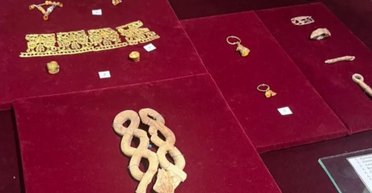 Скарби еліти саків: у Казахстані археологи розкопали золоті прикраси (фото)