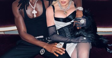 66-річна Мадонна засвітилася в обіймах 26-річного чоловіка-супермоделі (фото)