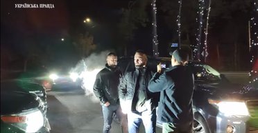 На журналиста Михаила Ткача напали во время съемки возле ресторана на Киевщине (видео)