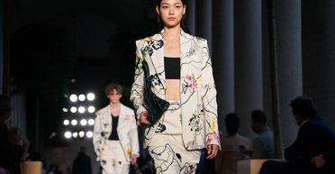 Как одеться весной 2021. Топ-7 модных образов сезона