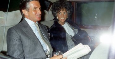 Джордж Гамільтон розповів, який подарунок отримав від Елізабет Тейлор після їхнього розставання (фото)