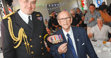 У ветерана Второй мировой похитили боевые награды: 55 лет спустя произошло неожиданное (фото)