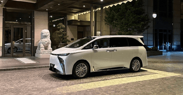 Китайці представили розкішний сімейний електромобіль із запасом ходу 762 км (фото)