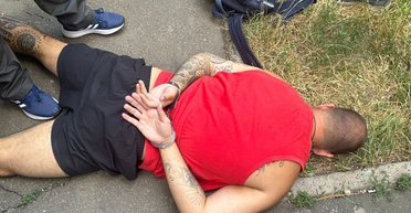 Фитнес-тренер из Одессы, "гастролируя" по Украине, поджигал военные авто (фото)