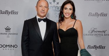 Дружина 64-річного Сергія Тігіпко розсекретила стать восьмої дитини політика (відео)